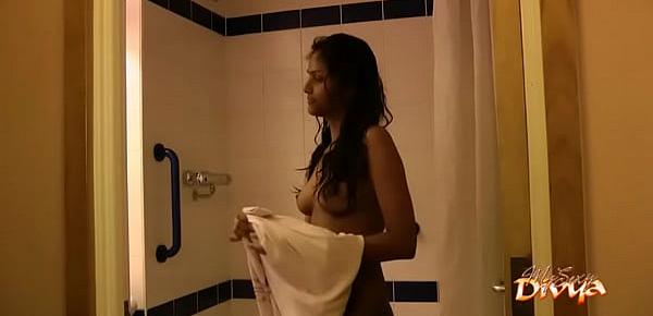  Indian pornstar babe divya seducing her fans with her sex in shower